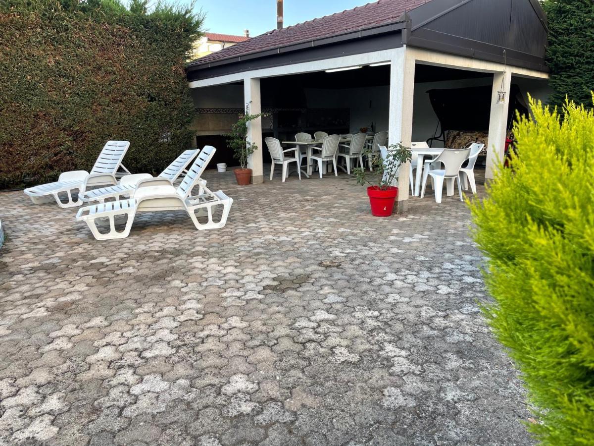 3 Bedroom Apartment With Pool Celuga Exterior foto