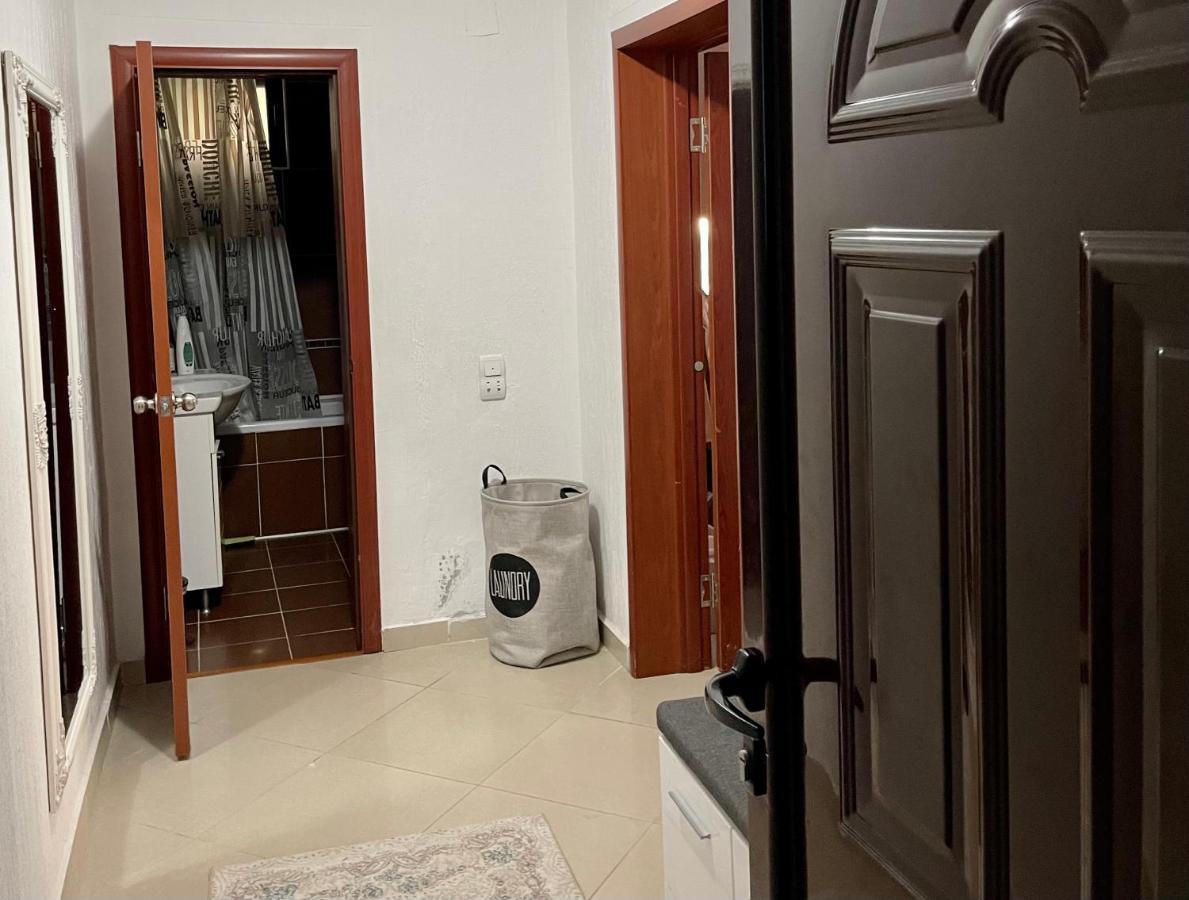 3 Bedroom Apartment With Pool Celuga Exterior foto