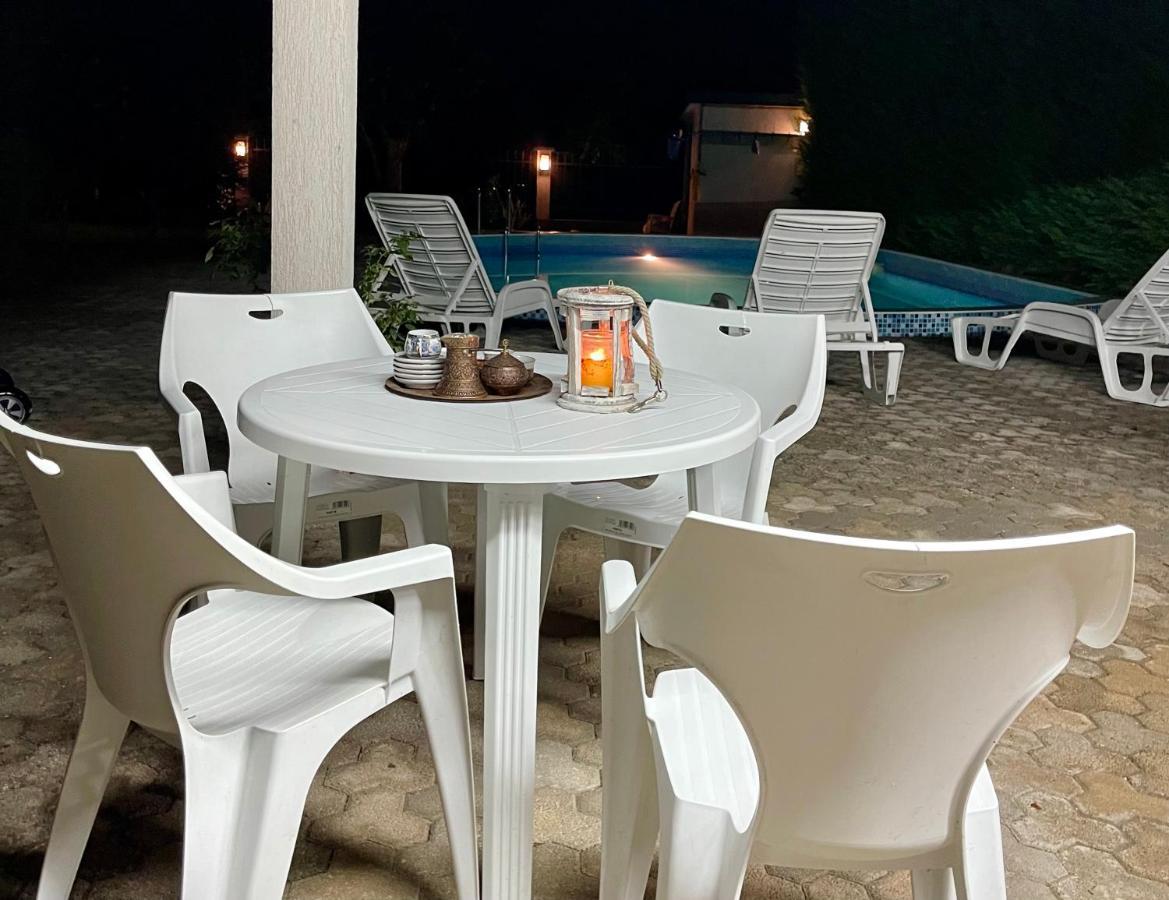 3 Bedroom Apartment With Pool Celuga Exterior foto